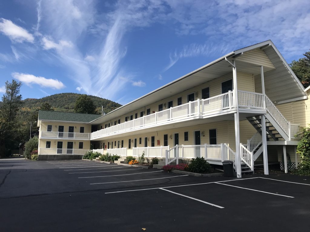 Motel rooms exterior